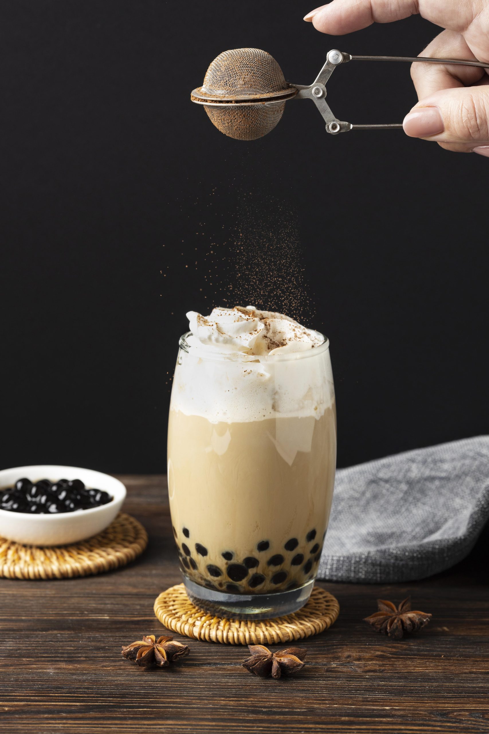 composition-with-delicious-thai-tea